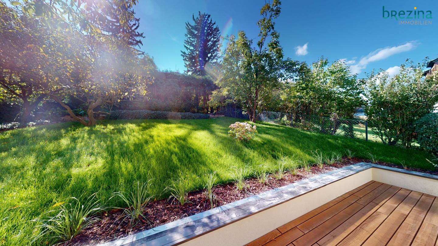 Rarity in absolute green location of Neuwaldegg - Dream house with paradisiacal garden