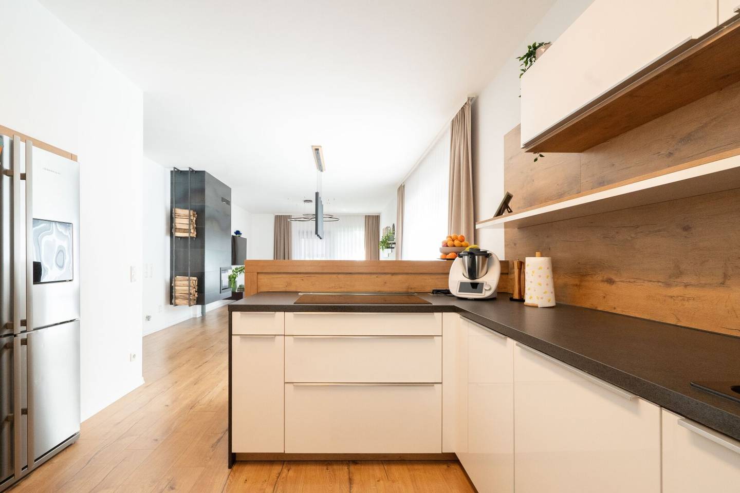 Modernes 5-Zimmer-Reihenhaus in Bad Hall – großer Garten, Pool &amp; zwei Terrassen