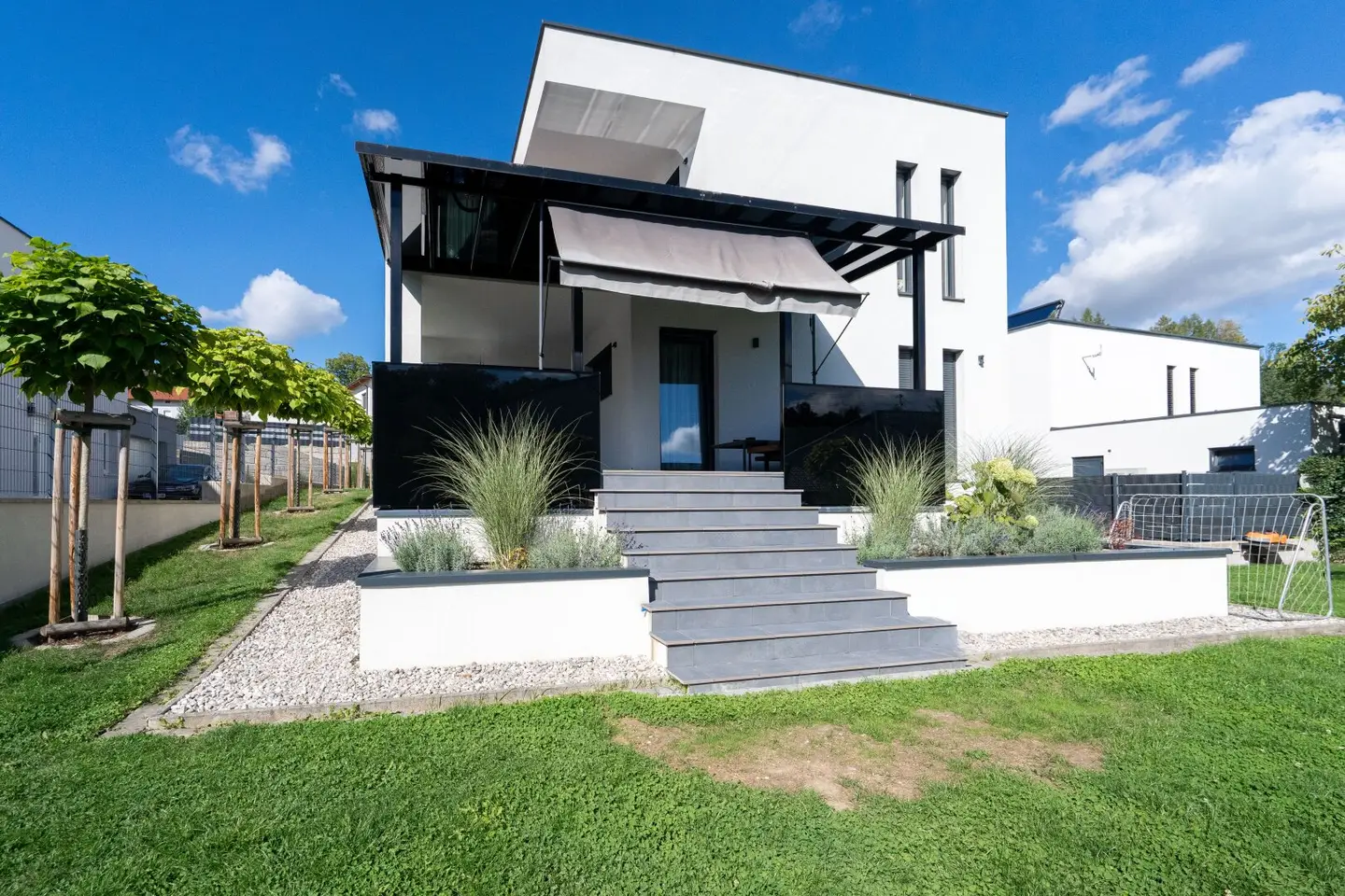 Modern single-family house in Bad Hall – large garden and two terraces