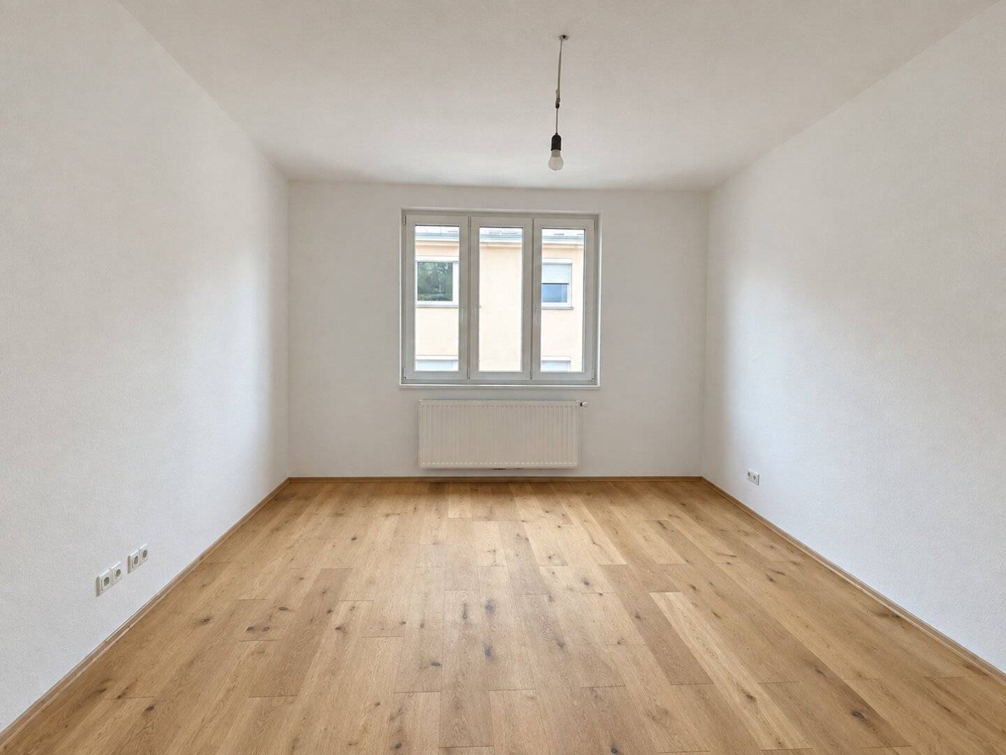 Move in and Feel Good | High-quality renovated 2-room apartment in Ottakring
