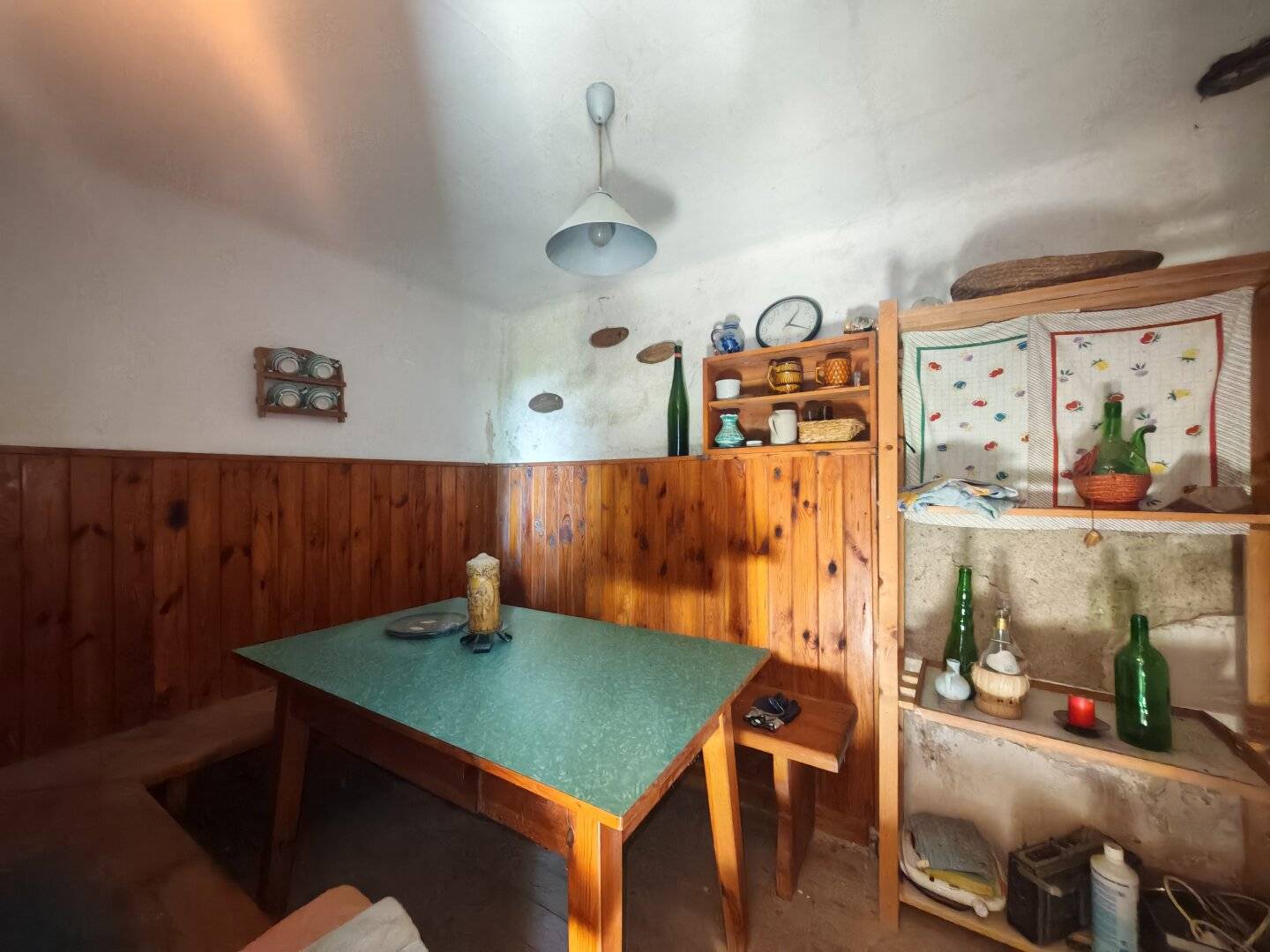 🍇 Small wine cellar with vineyard in prime location near Krems