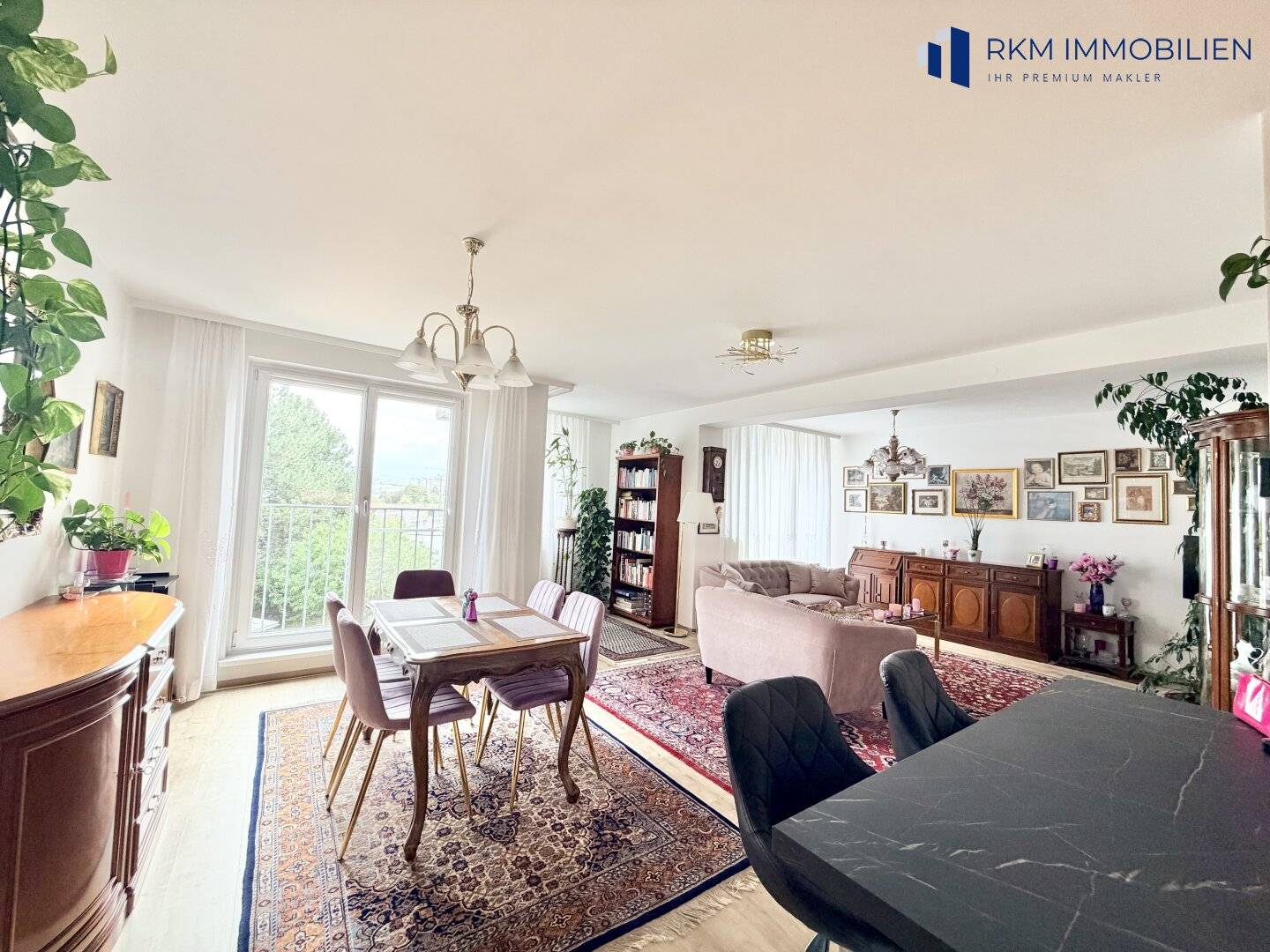 Bright 4-room apartment with garage Comfort and style on 99 m²