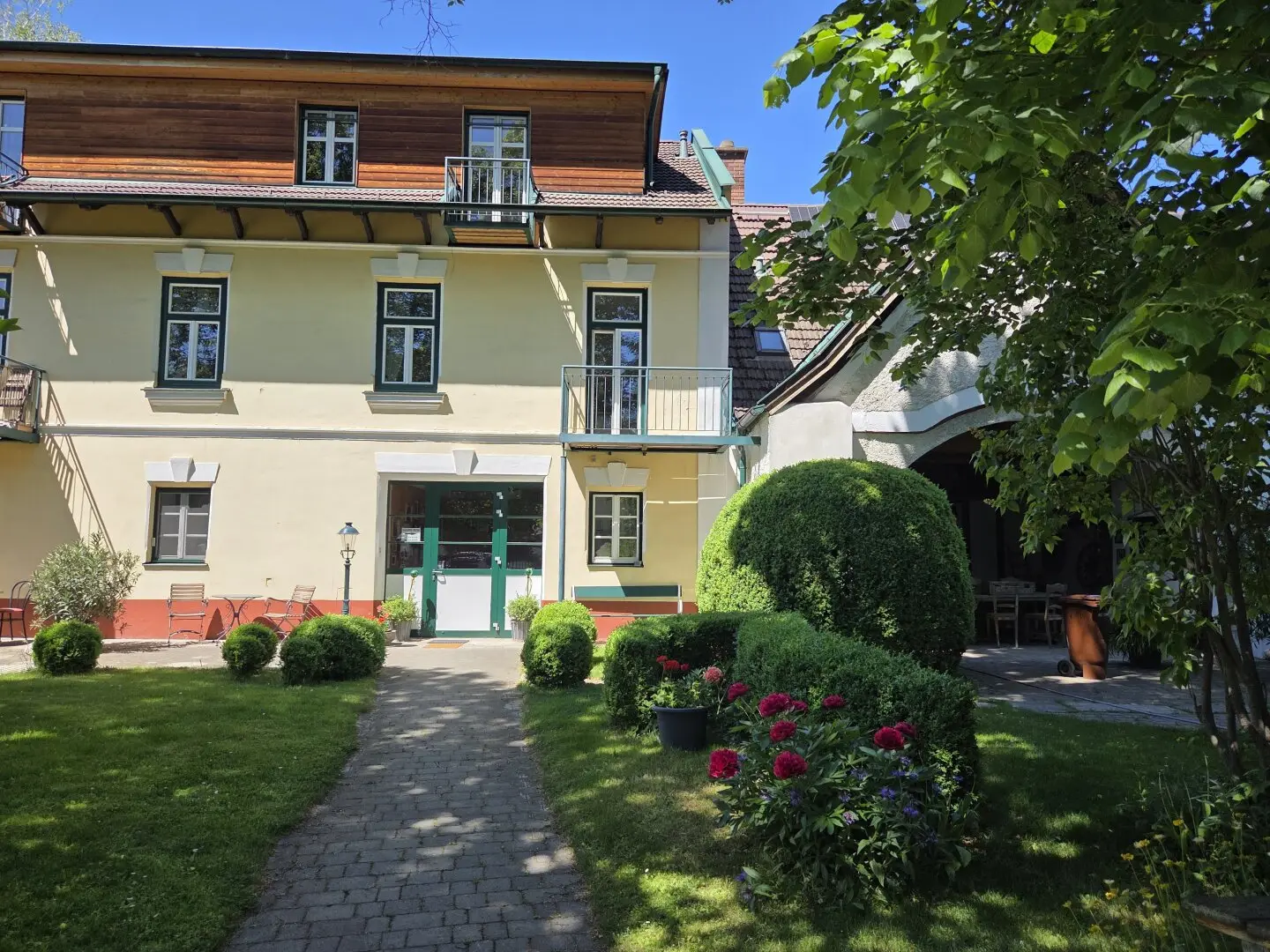 Charmante 2-Zi-Wohnung mit Küche, Garten & Stellplatz in Puchberg am Schneeberg