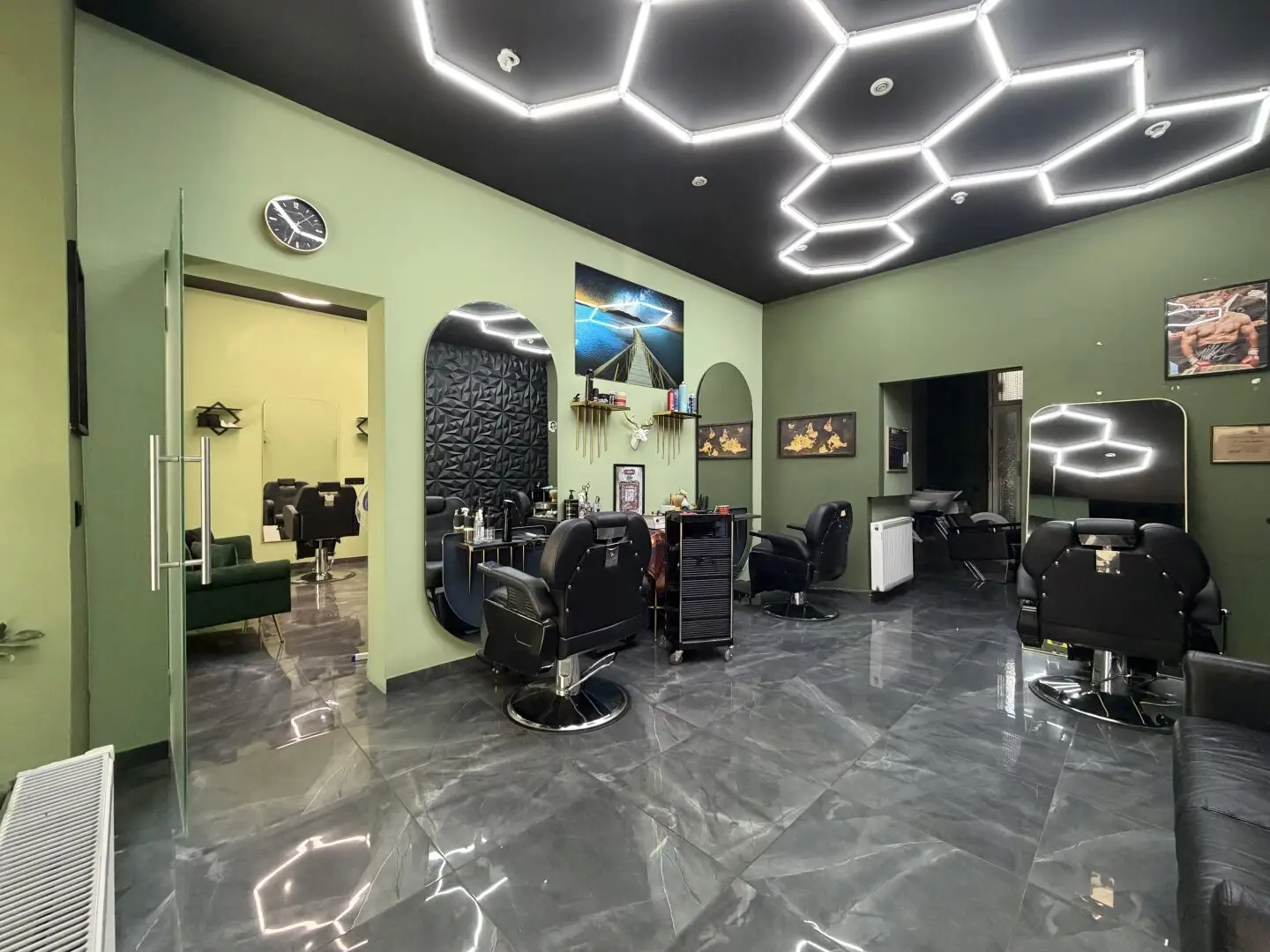 MODERN & ZENTRAL: 2 ZIMMER GESCHÄFTSLOKAL NÄHE TABORSTRASSE