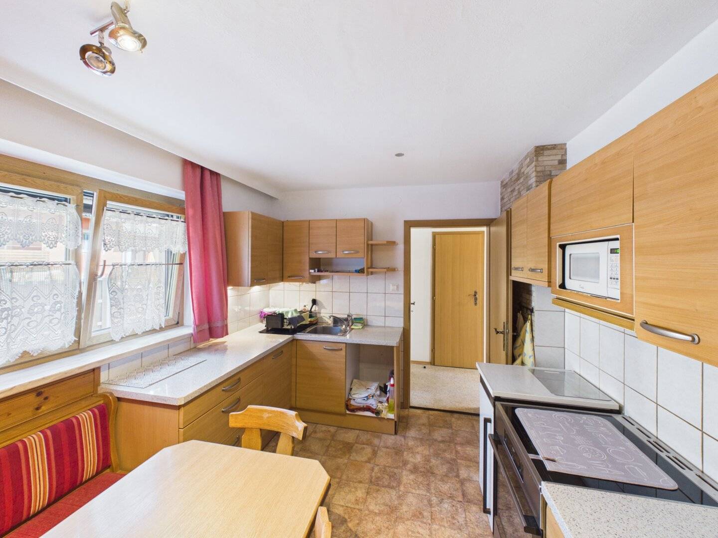 End Terrace House for Sale: Fiecht near Vomp – Family Friendly Living with Private Garden and Plenty of Outdoor Space