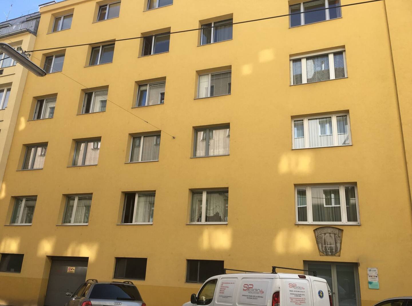2-Zimmer-Wohnung mit großem Gestaltungspotenzial in ruhiger Hoflage - provisionsfrei