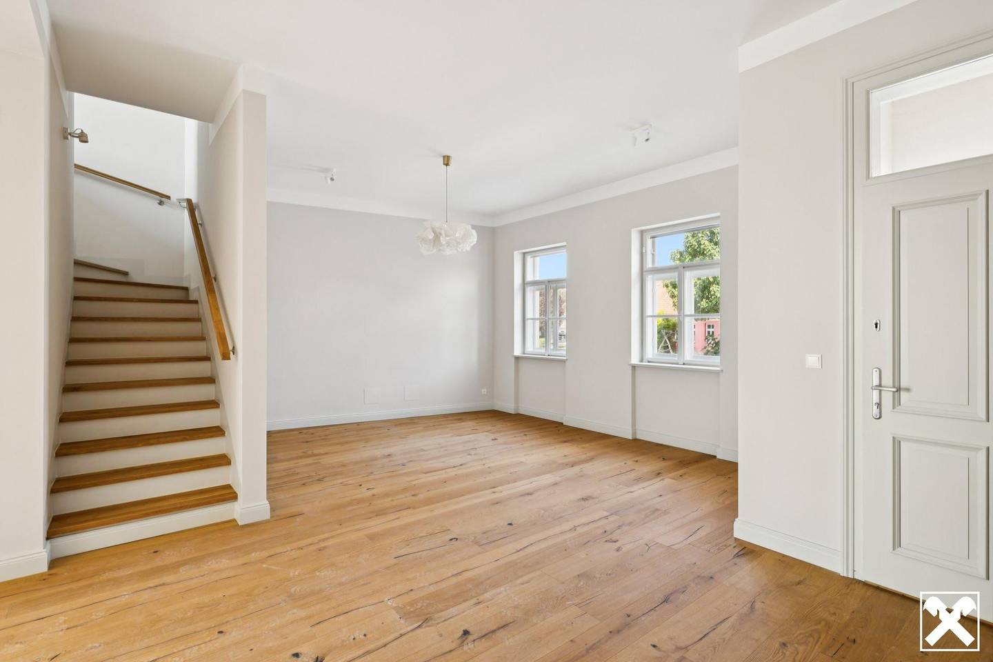 Schlüsselfertige Familienwohnung mit Garten und Ausbaureserve