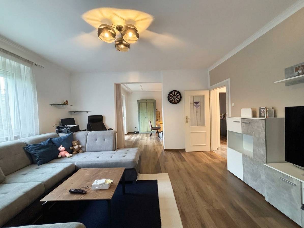 Bright Wohnung with loggia and parking space