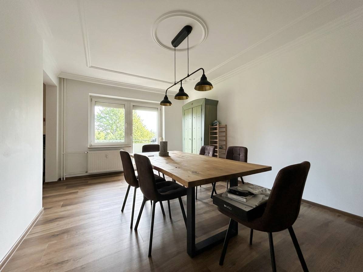 Bright Wohnung with loggia and parking space