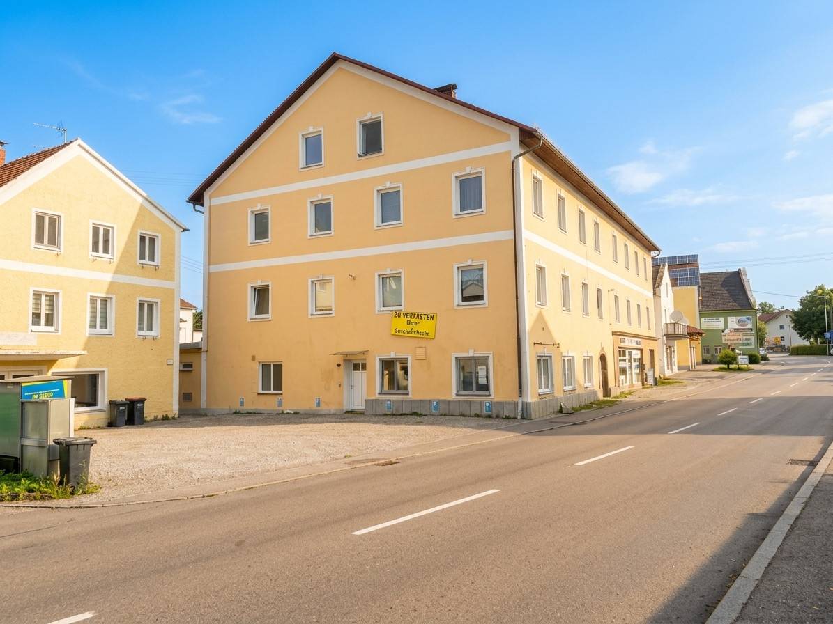 Well connected apartment near city centre with parking