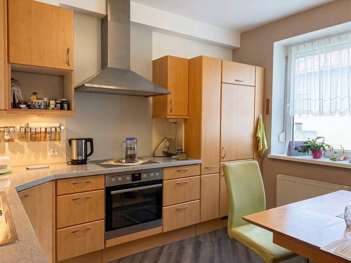 Ruhige Erdgeschosswohnung mit Loggia Terrasse und Gartennutzung