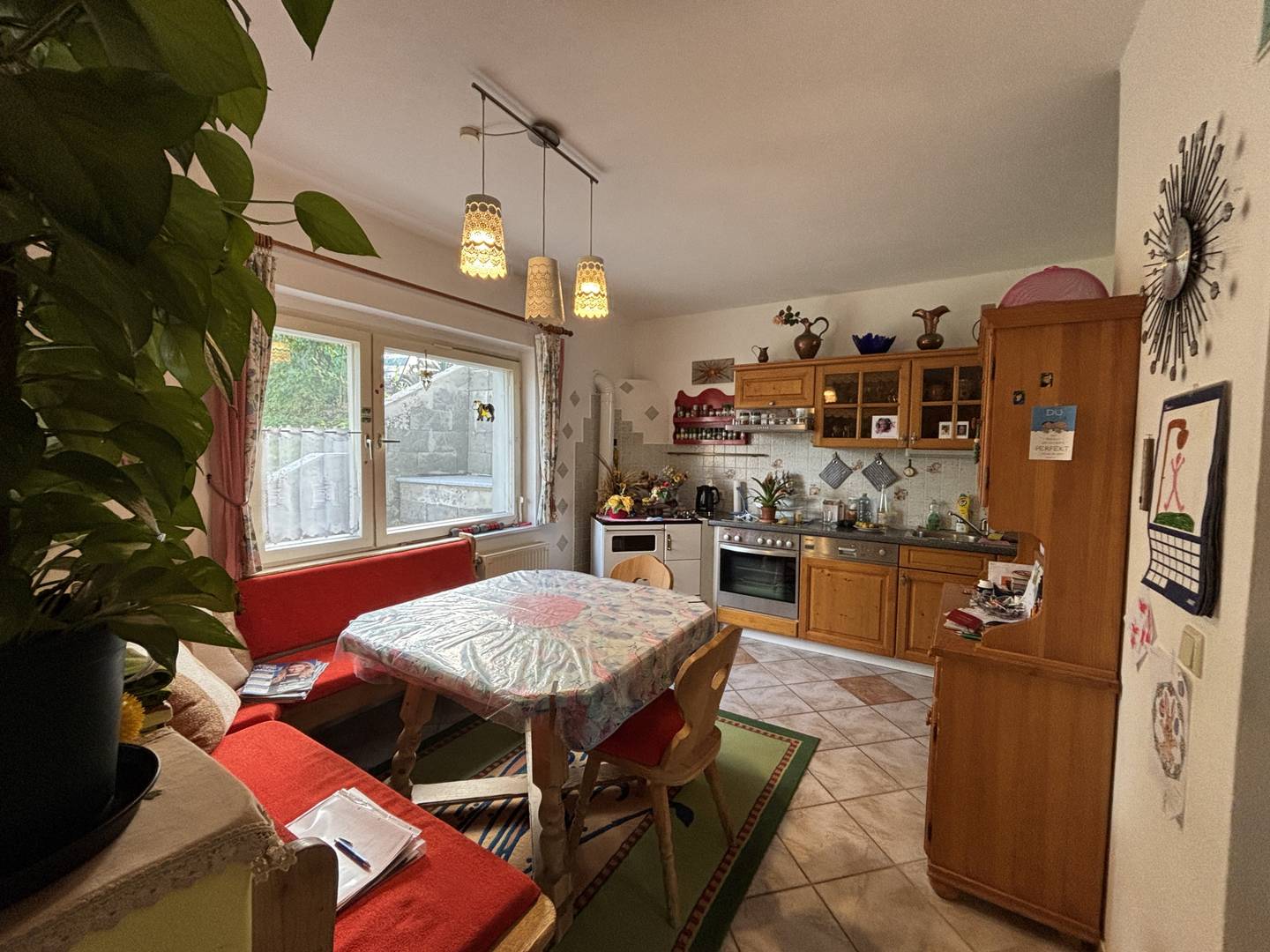 Gepflegte ländliche Wohnung mit großem Garten