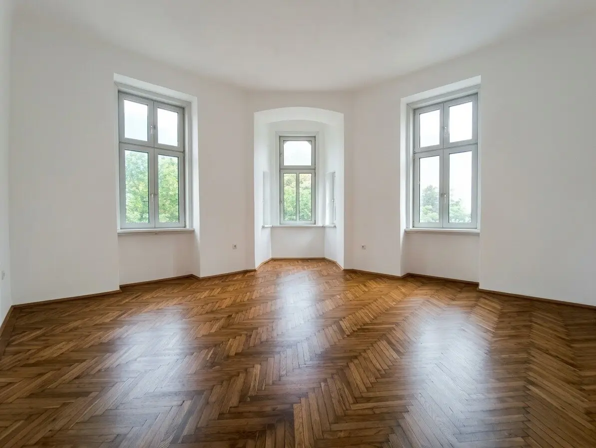 Green View & Potential - Charming 2-Room Apartment with View Near U6 Jägerstraße