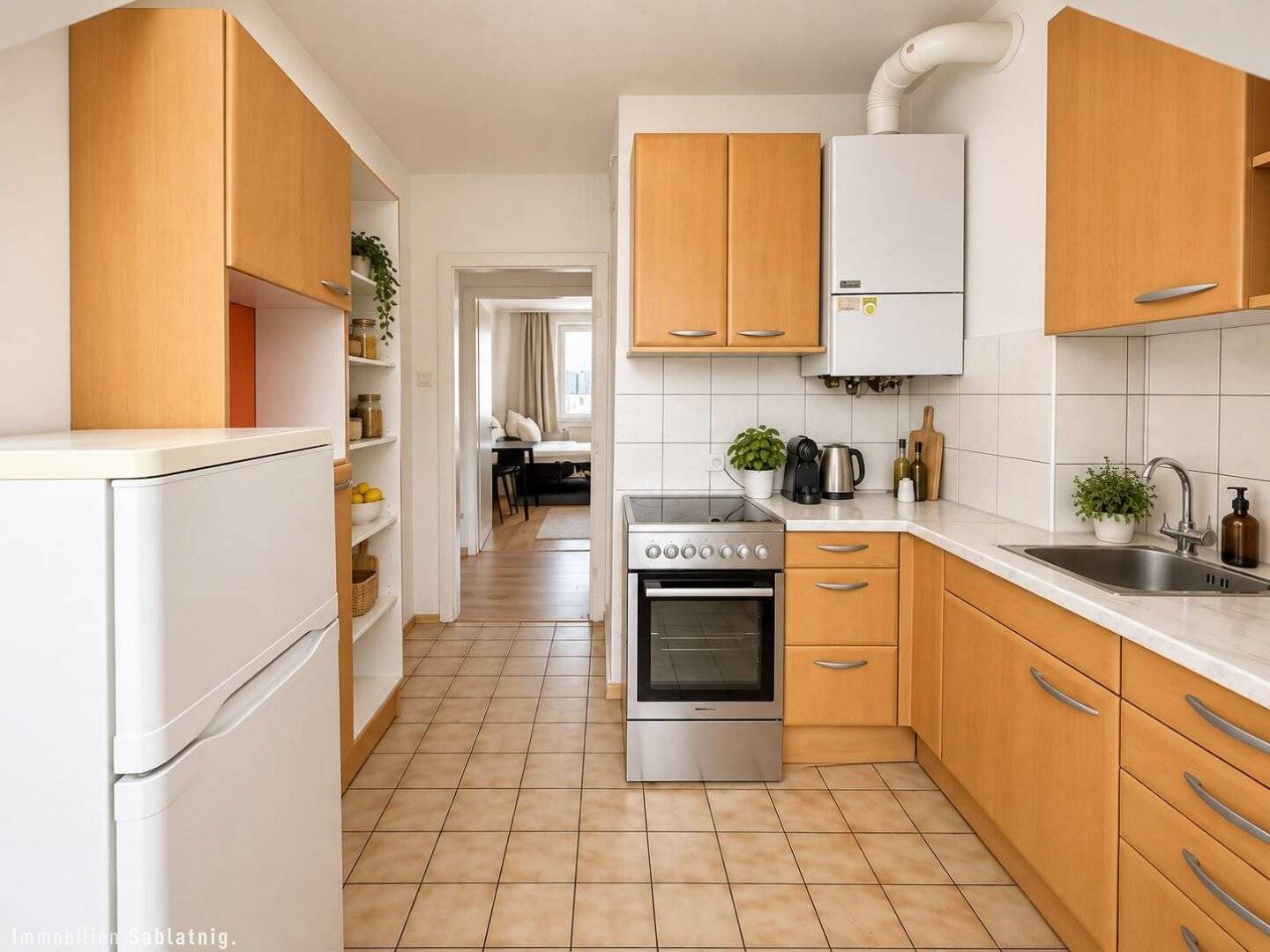 CITY. VIEW. LOCATION! Urban living with impressive distant view!