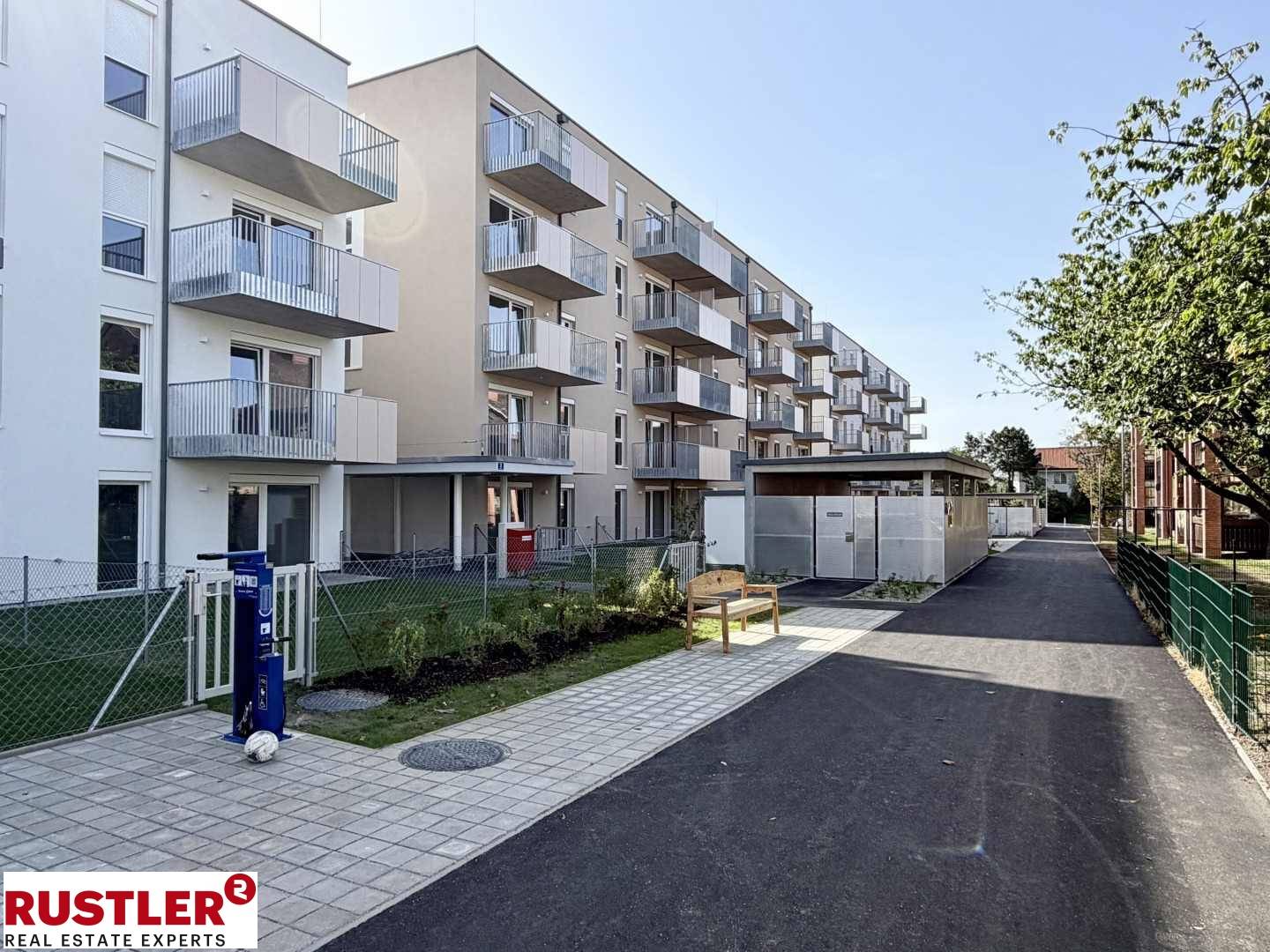 Neubauwohnung mit großzügiger Terrasse und bester Anbindung