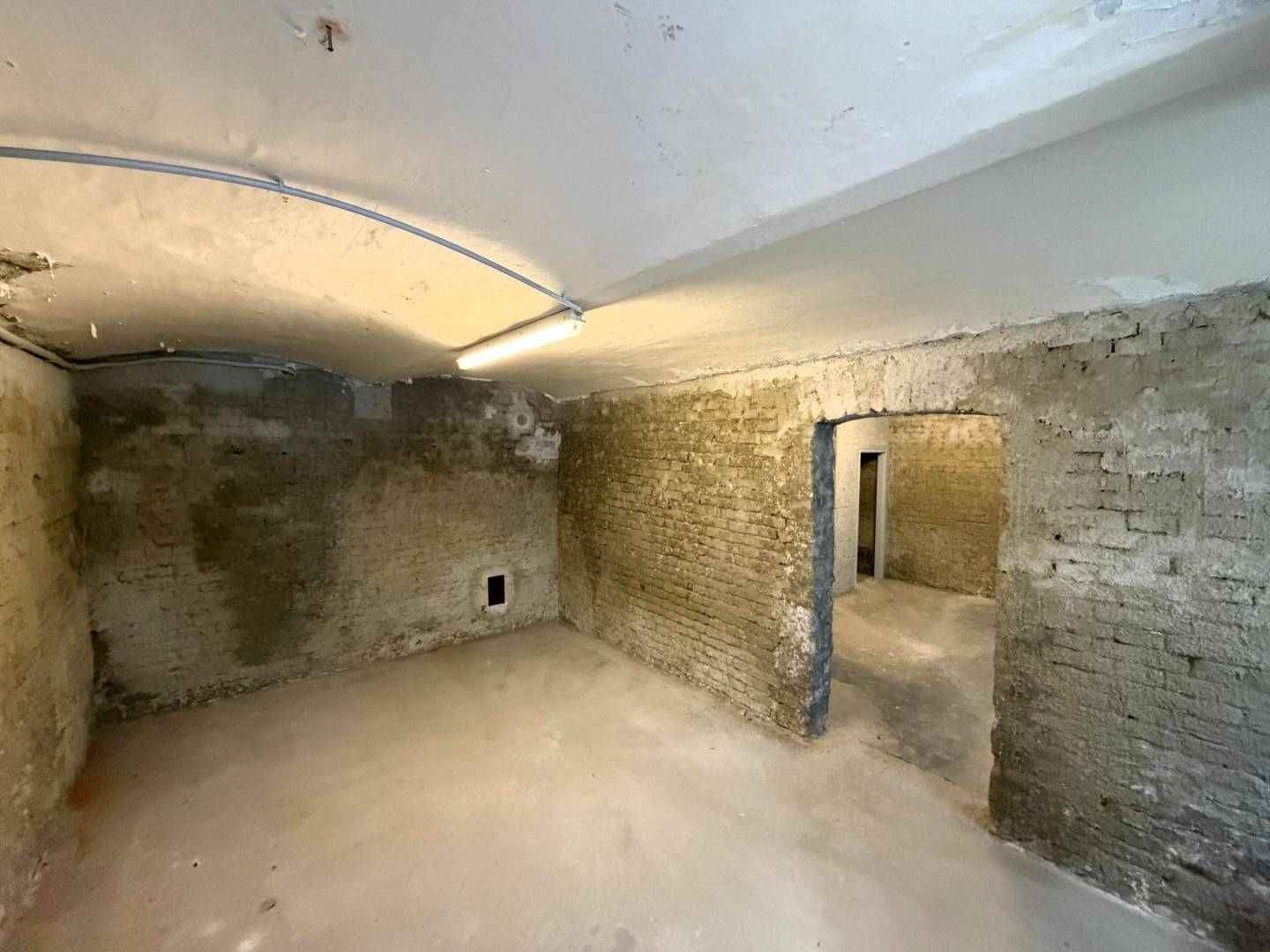 Souterrainwohnung ideal als Lager im Karmeliterviertel
