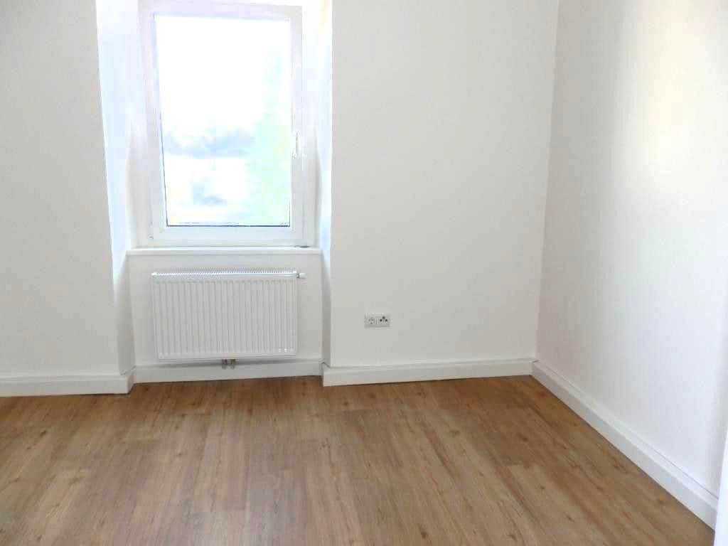 bright apartment commission free with garden and parking