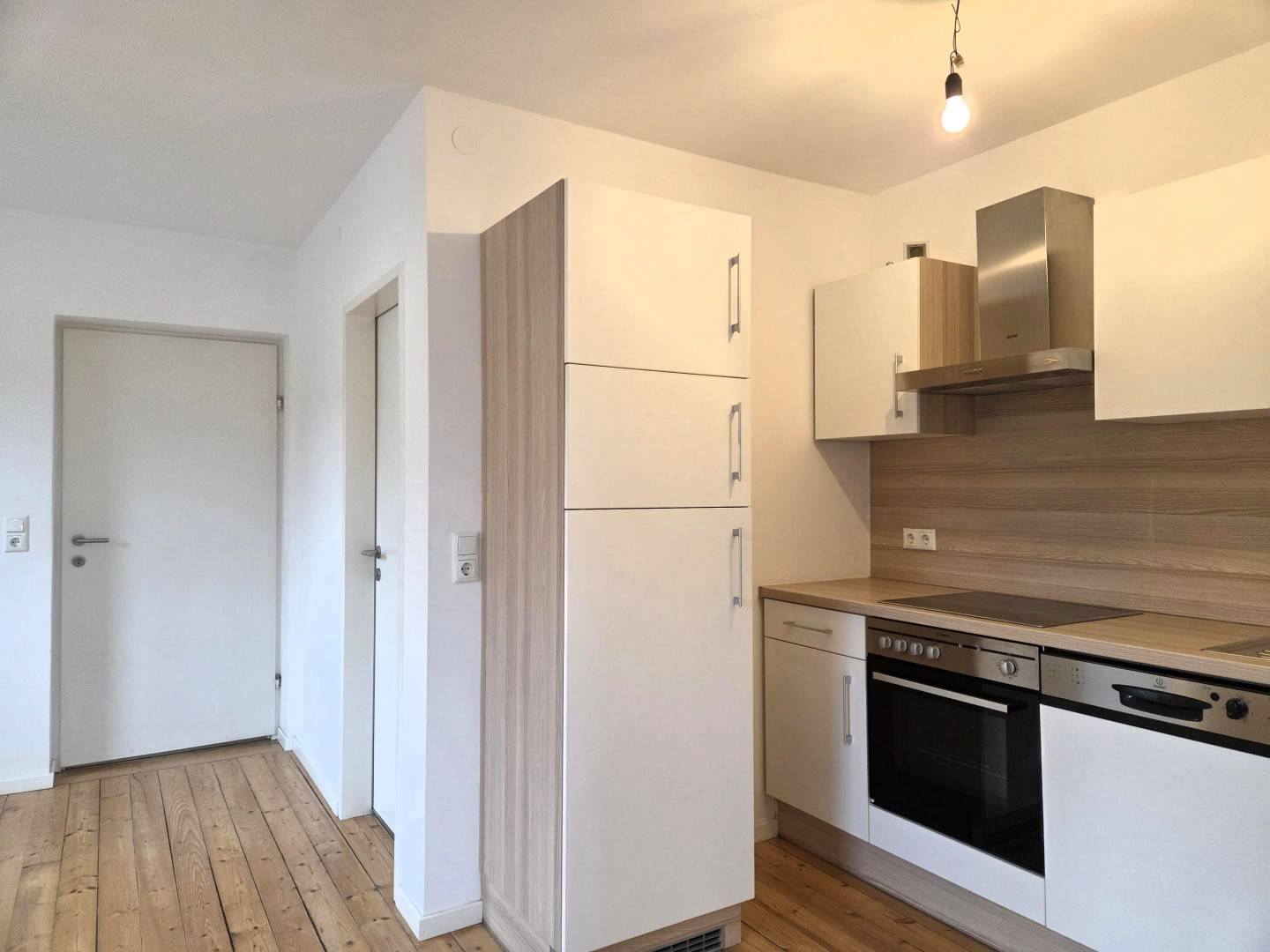 bright apartment commission free with garden and parking