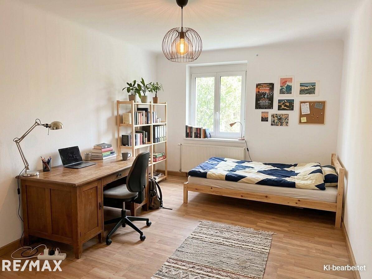Teilsanierte Wohnung in Smartcity mit Loggia