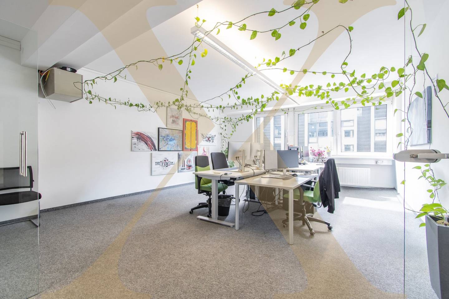 First-class office space for rent near Linz main train station