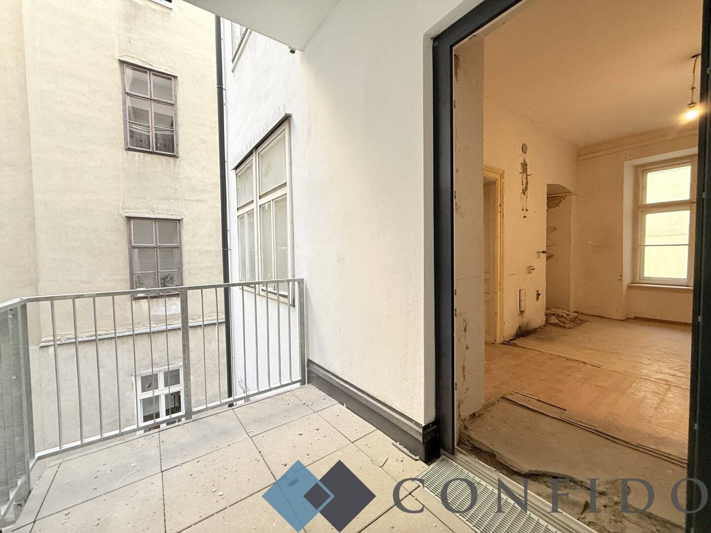 2 Zimmerwohnung mit Balkon - PROJEKT KLEISTGASSE - Sanierungsbedürftige Altbauwohnungen mir Charme und Potenzial!