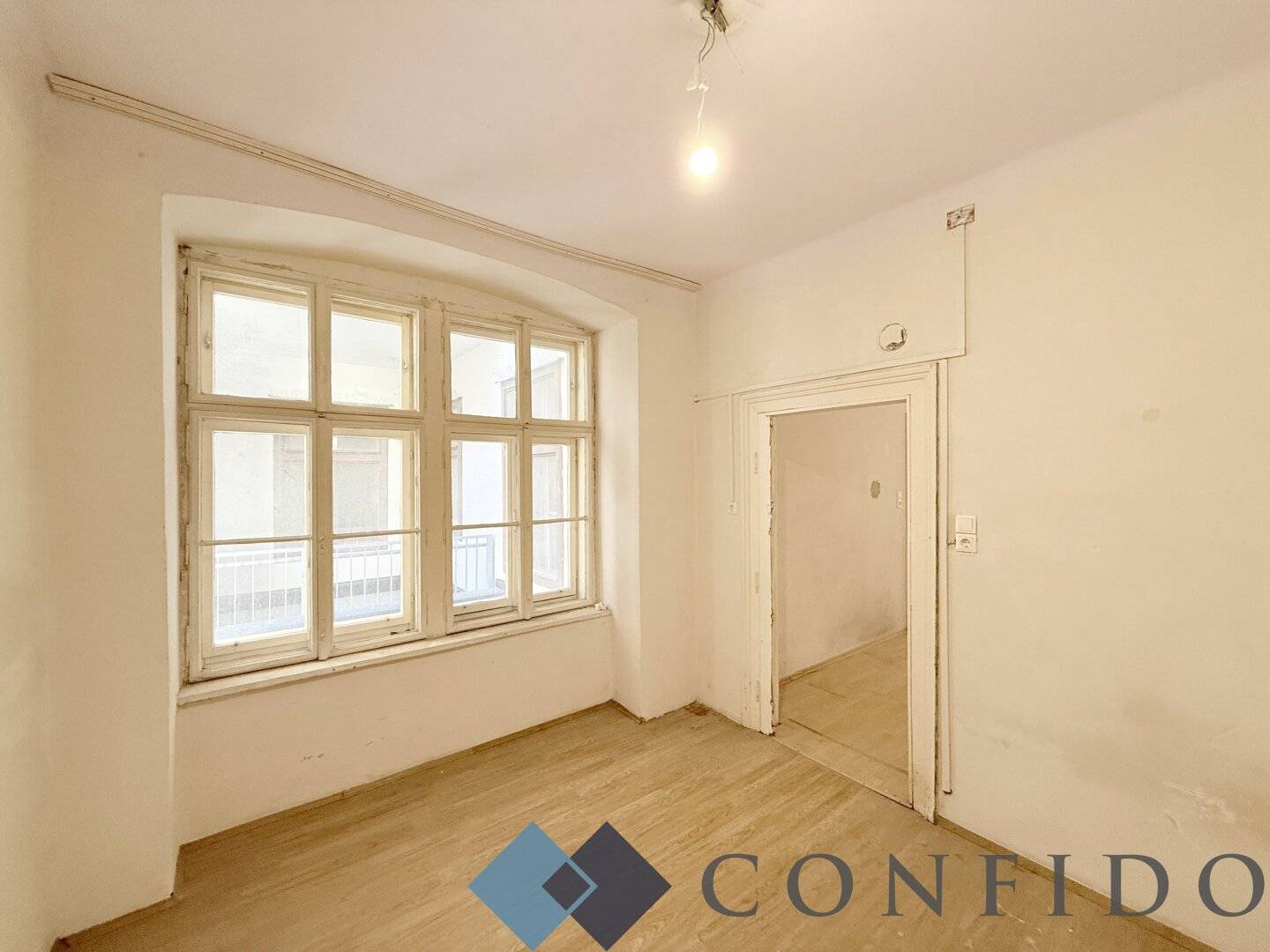 2 Zimmerwohnung mit Balkon - PROJEKT KLEISTGASSE - Sanierungsbedürftige Altbauwohnungen mir Charme und Potenzial!