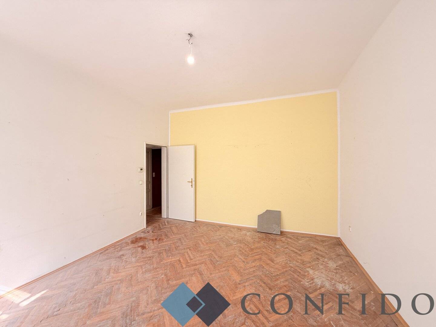 3 Zimmerwohnung mit 2 Balkonen - PROJEKT KLEISTGASSE - Sanierungsbedürftige Altbauwohnungen mir Charme und Potenzial!