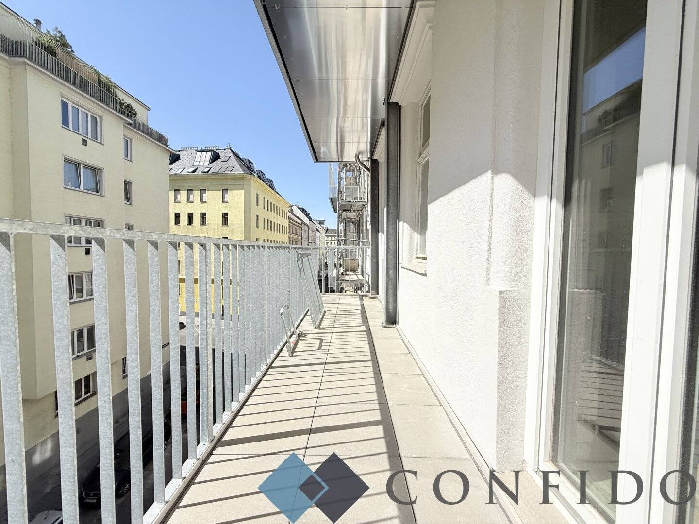 Sonnige 2 Zimmerwohnung mit Balkon - PROJEKT KLEISTGASSE - Sanierungsbedürftige Altbauwohnungen mir Charme und Potenzial!