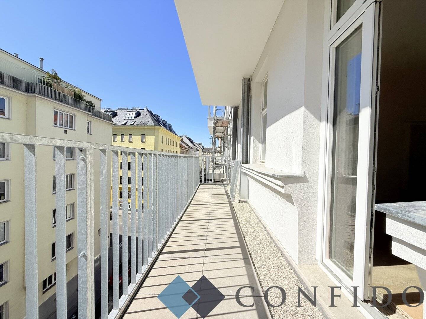3 Zimmerwohnung mit Balkon - PROJEKT KLEISTGASSE - Sanierungsbedürftige Altbauwohnungen mir Charme und Potenzial!