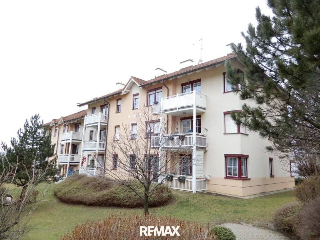 Pack your bags and move in - great rental apartment!