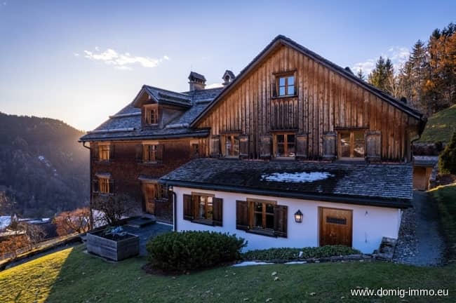 Sonniges Anwesen mit Wellness und Doppelgarage Familienwohnung