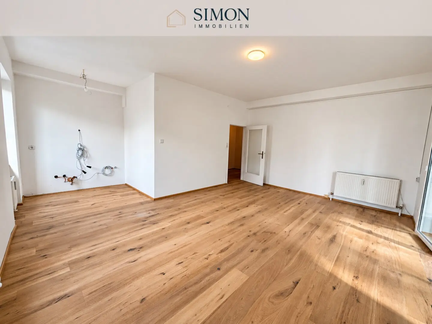 Commission-free! Living with green view 2-room apartment with south balcony