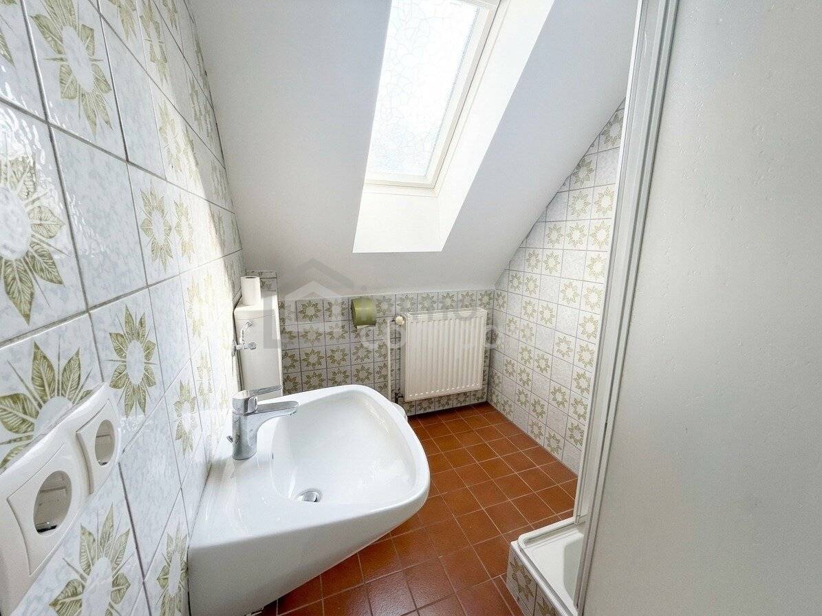 Charming 4-room single-family house with garden and garage in 1220 Vienna, 160 m² living area