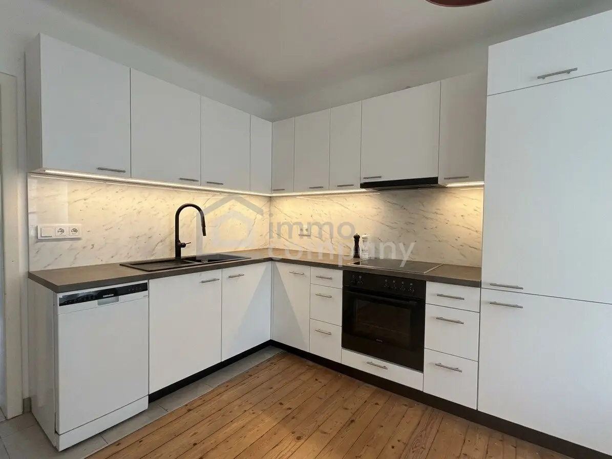 Charmantes 4-Zi-Einfamilienhaus mit Garten und Garage in 1220 Wien, 160m² Wohnfläche