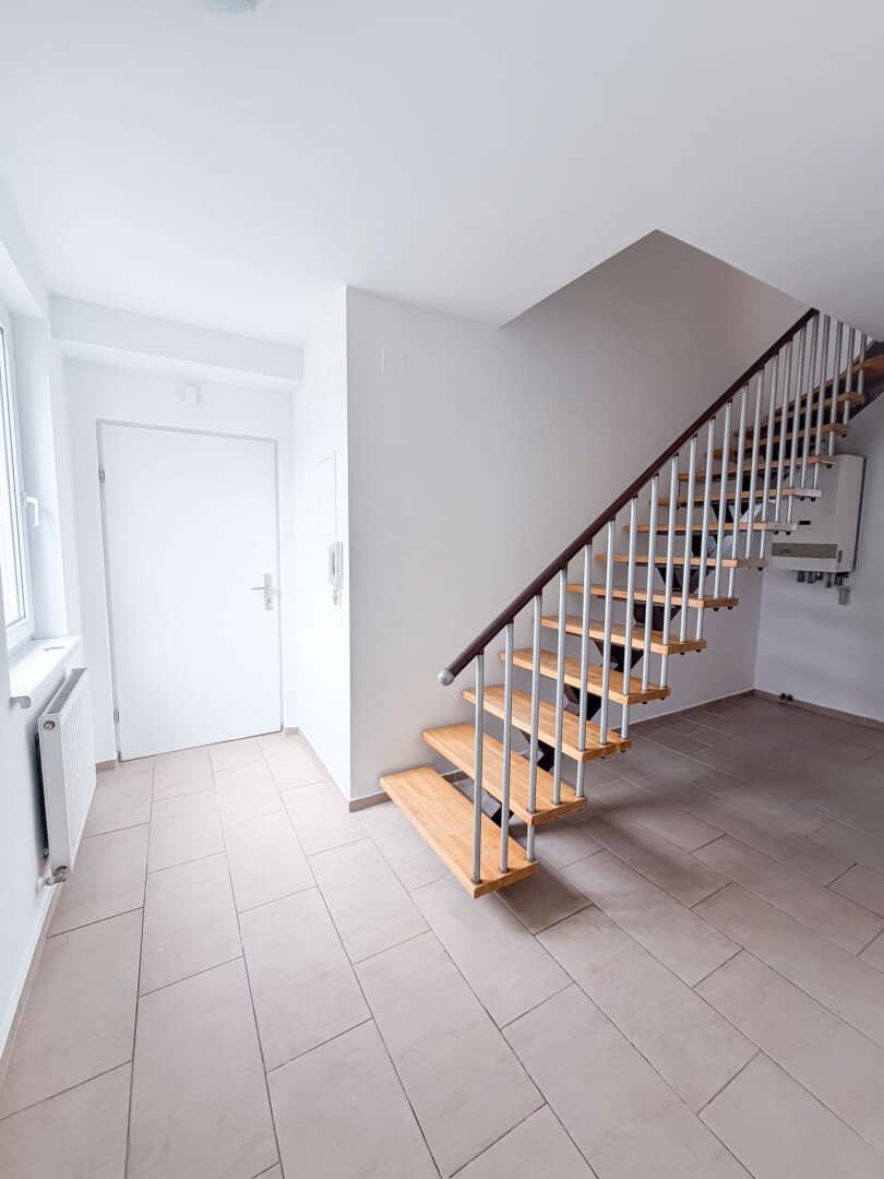 110 m2 rental apartment on two levels with 42 m2 roof terrace