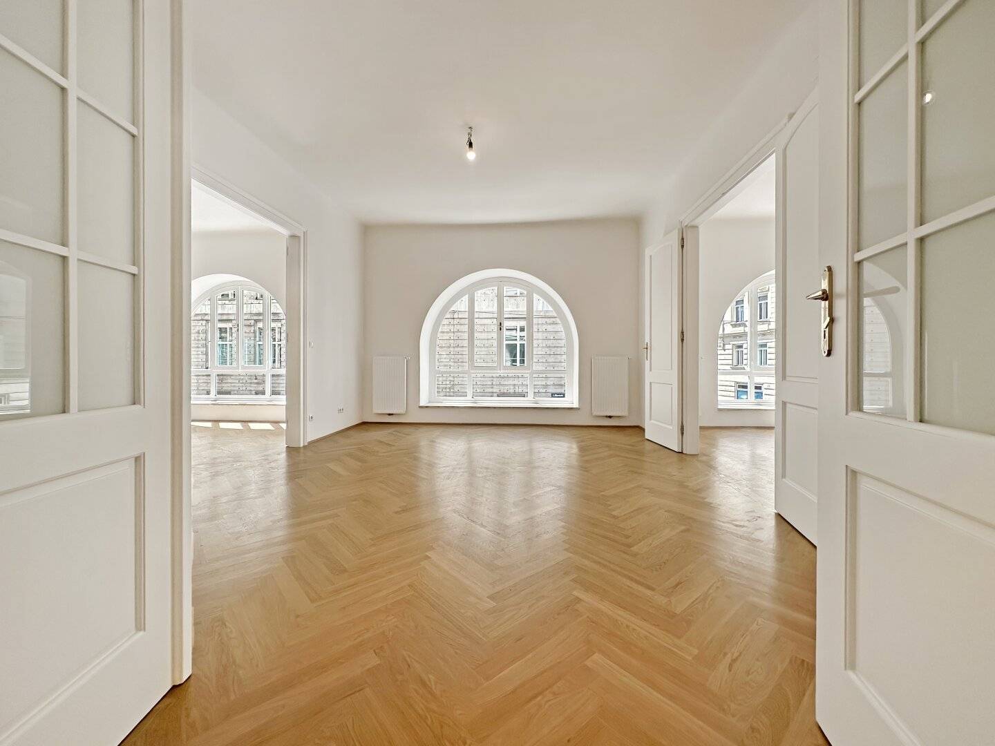 Elegant historic office in the heart of Vienna