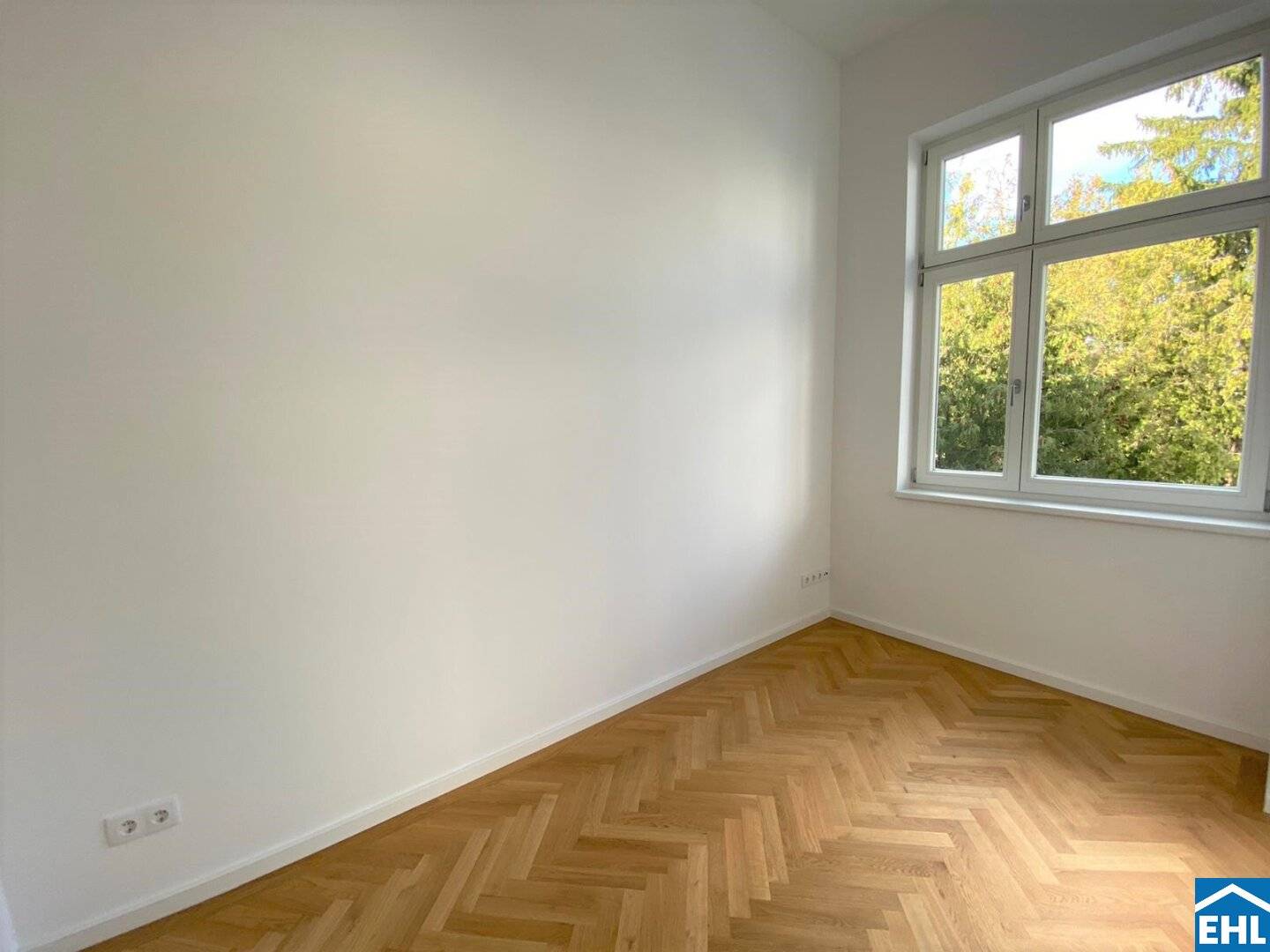 Elegante 4 Zimmerwohnung in Jahrhundertwende-Villa nahe U4