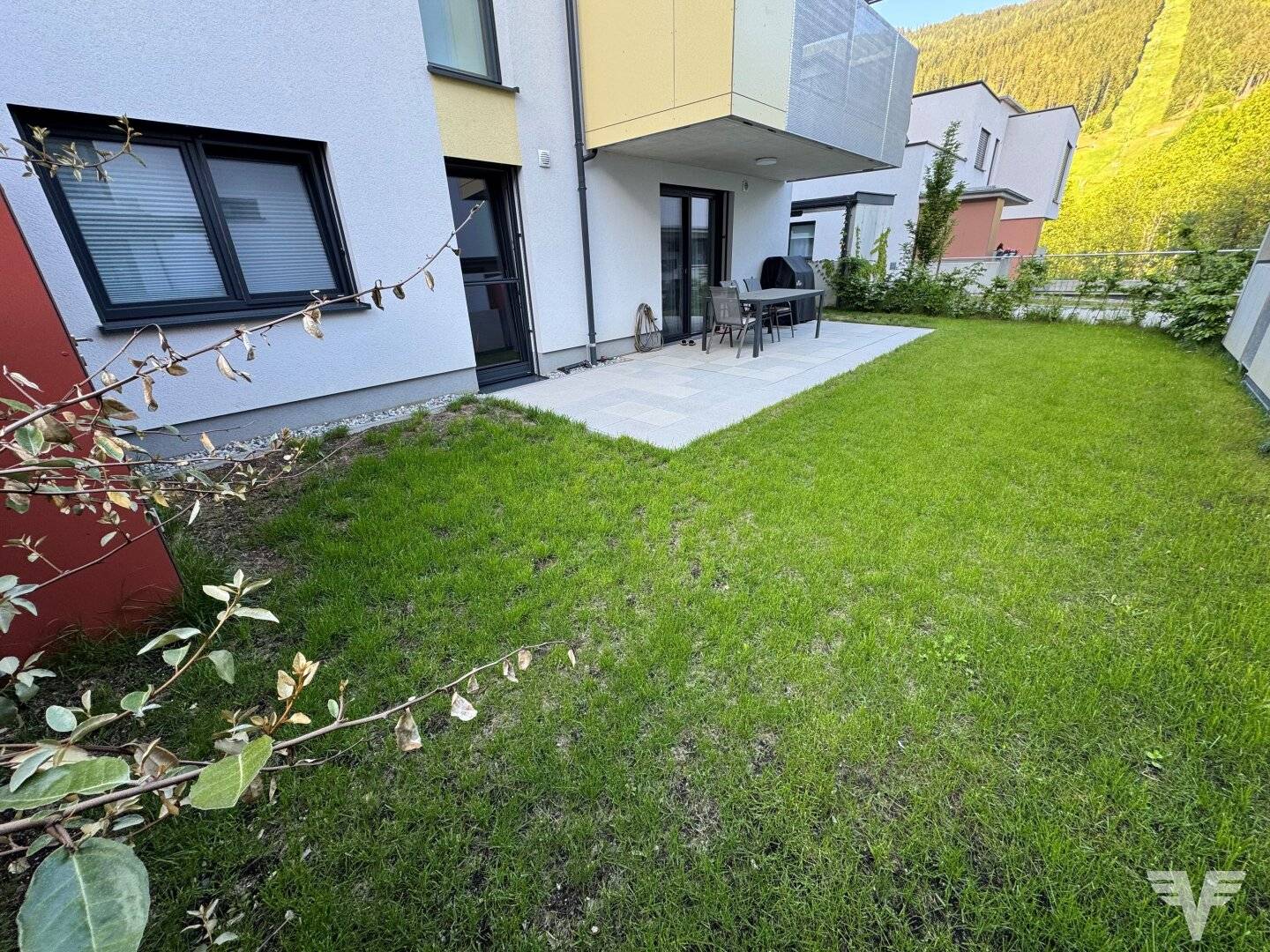 Cool modern garden apartment in Eben
