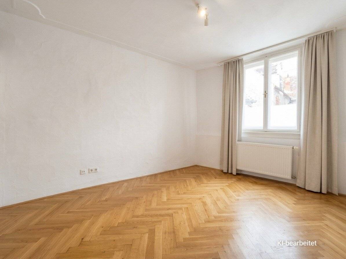Experience Kremser Altstadt up close - Stylish 2-room apartment with old building charm in top location - Rent indefinitely