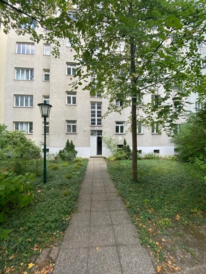 Completely renovated 2-room apartment in Schleifmühlviertel