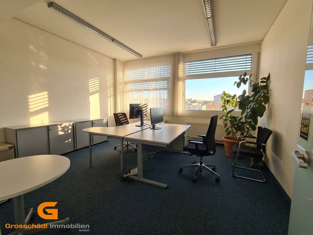 Stadtteil Parsch: Moderne Büroeinheit im Büro- und Geschäftszentrum mieten