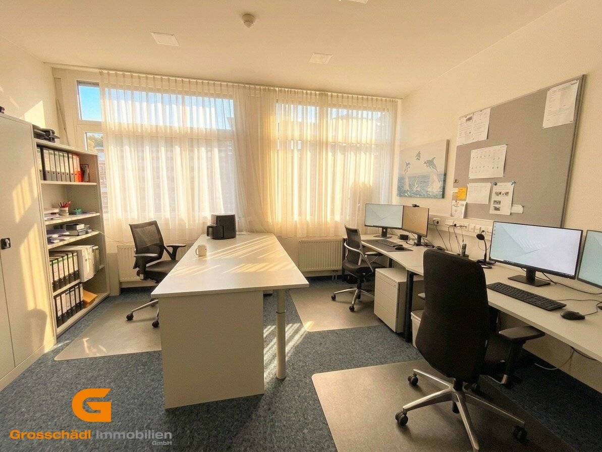 Stadtteil Parsch: Moderne Büroeinheit im Büro- und Geschäftszentrum mieten