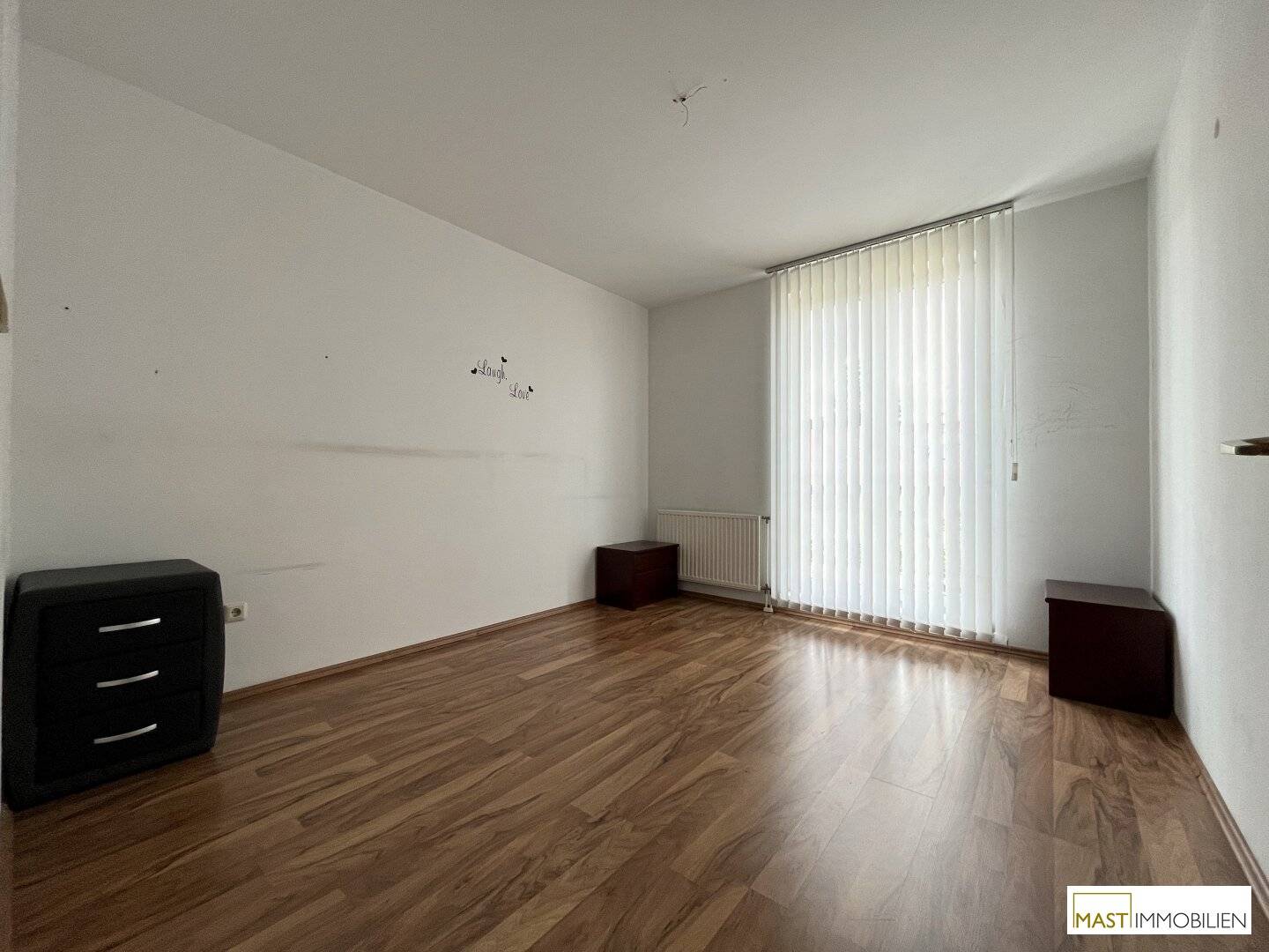 Optimally laid out 2-room apartment including fitted kitchen