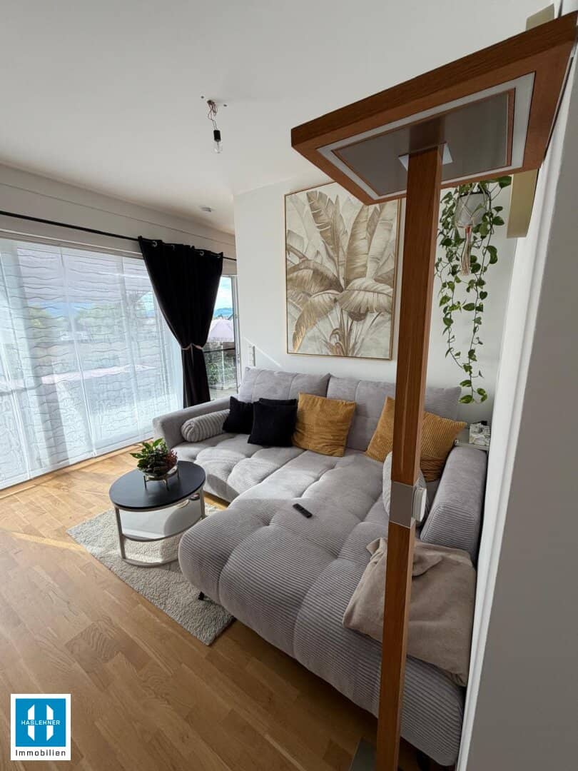 Modern living with roof terrace, attractive 74.10 m² attic apartment in Pupping