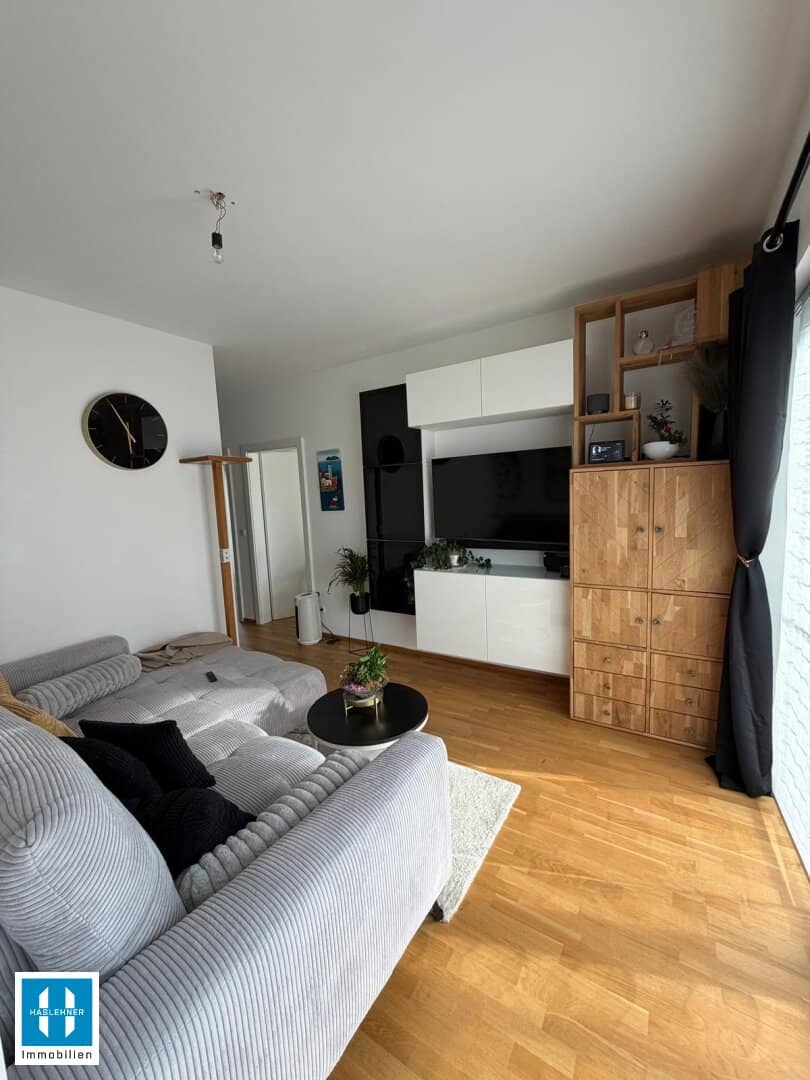 Modern living with roof terrace, attractive 74.10 m² attic apartment in Pupping