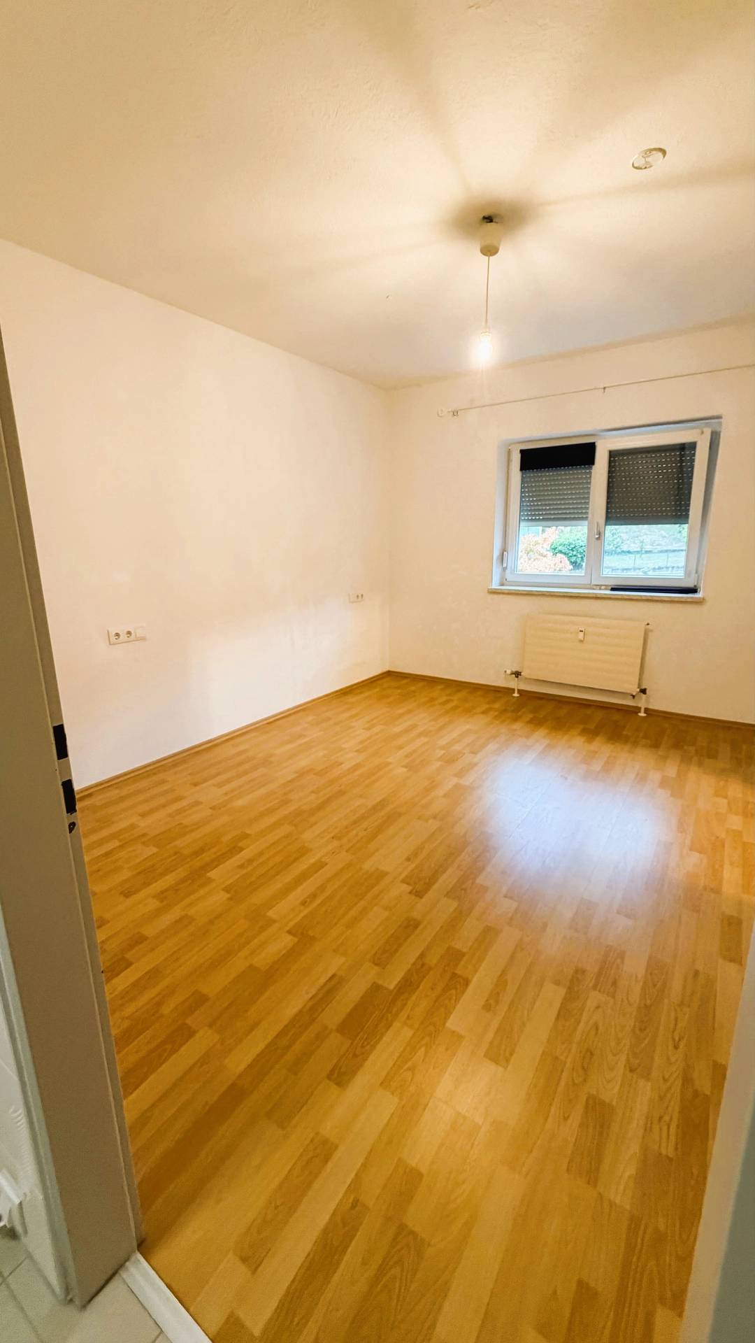 Central quiet Wohnung with fitted kitchen