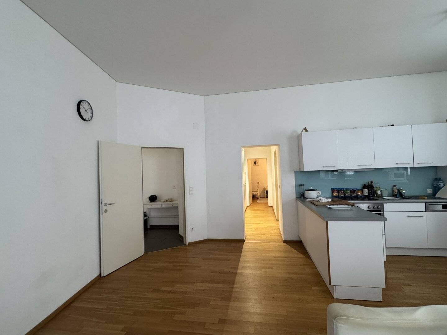 Beautiful 3-room period apartment | suitable for 2-person flatshare | ground floor
