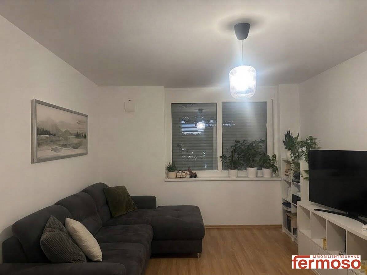 Bright 2-room apartment in 1200 Vienna with underfloor heating, fitted kitchen and elevator