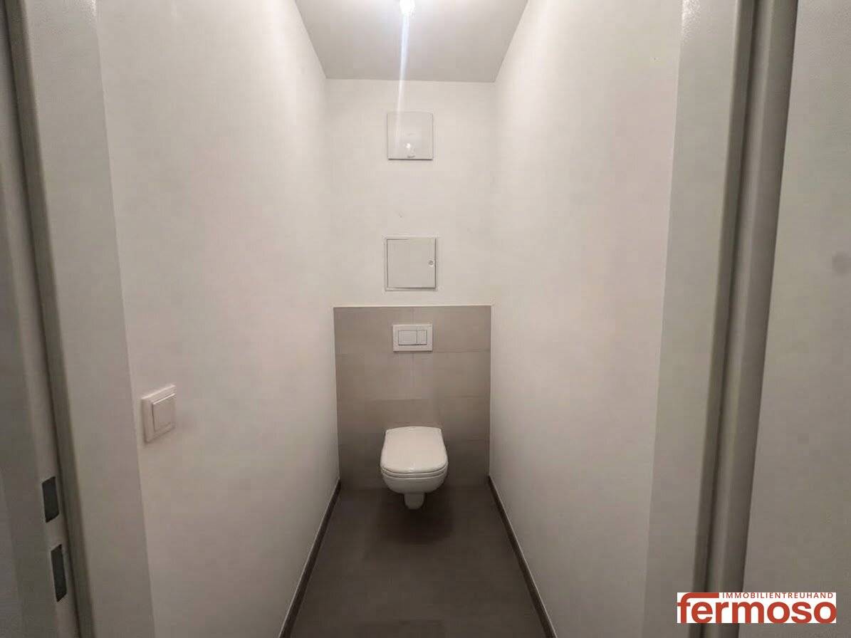 Bright 2-room apartment in 1200 Vienna with underfloor heating, fitted kitchen and elevator