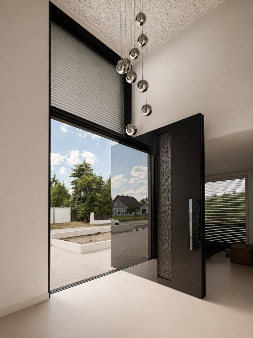EXCLUSIVE DESIGN VILLA    Provisionsfrei für Käufer!